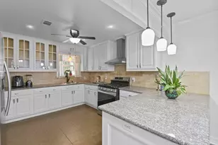 2714 Rosadele St, La Marque, TX 77568 - Photo 11