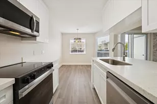 18800 Egret Bay Blvd, Houston, TX 77058 - Photo 11