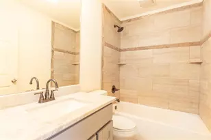 6622 Westview Dr, Houston, TX 77055 - Photo 11