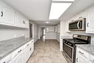7303 Foxwick Ln, Humble, TX 77338 - Photo 11