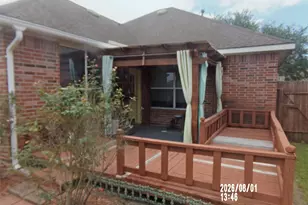 625 Laurelmist Ln, La Marque, TX 77568 - Photo 3