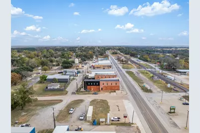 922 E Commerce Street, Buffalo, TX 75831 - Photo 25