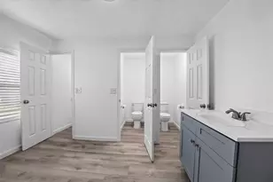 4606 Mallard St, Hitchcock, TX 77563 - Photo 11