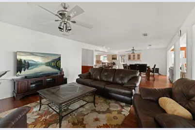 153 Lakeshore Drive, Onalaska, TX 77360 - Photo 11