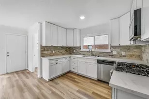 14903 Redwood Bend Trail, Houston, TX 77062 - Photo 9