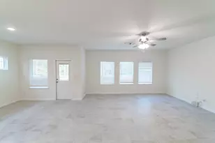 10604 Altitude Wy, Conroe, TX 77303 - Photo 3