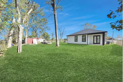 316 E Oakdale Street, Dayton, TX 77535 - Photo 21