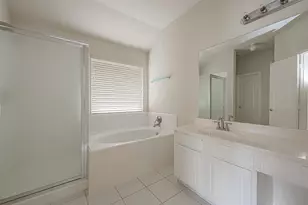 11814 Copperas Creek Dr, Sugar Land, TX 77498 - Photo 31