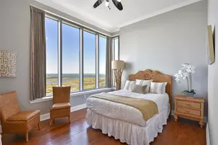 801 E Beach Dr, Galveston, TX 77550 - Photo 33