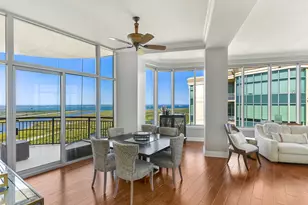 801 E Beach Dr, Galveston, TX 77550 - Photo 7