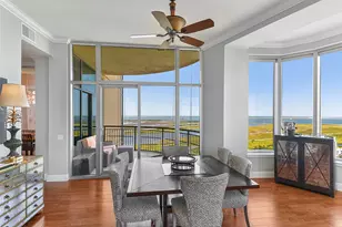 801 E Beach Dr, Galveston, TX 77550 - Photo 9