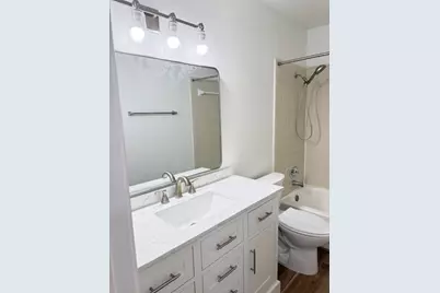 8787 Brae Acres Rd. 607 Brae Acres Road #607, Houston, TX 77074 - Photo 9