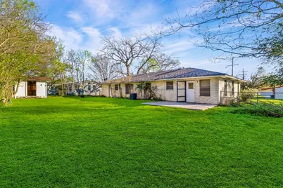 205 Commerce Street N, Madisonville, TX 77864 - Photo 15