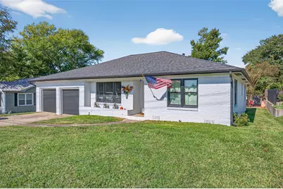 302 W Stone Street, Brenham, TX 77833 - Photo 3