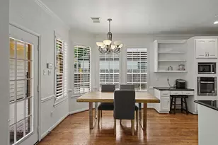 83 E Green Gables Cir, The Woodlands, TX 77382 - Photo 19