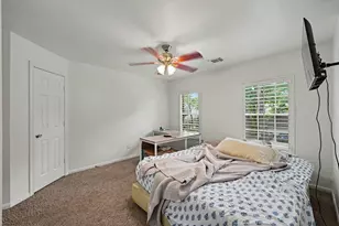 83 E Green Gables Cir, The Woodlands, TX 77382 - Photo 27