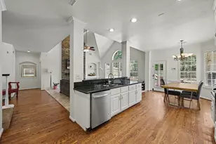 83 E Green Gables Cir, The Woodlands, TX 77382 - Photo 17