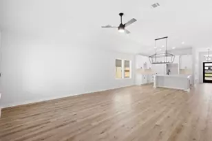 502 Zeus Mountains Dr, Crosby, TX 77532 - Photo 5