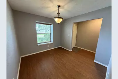 14 Sarita Rd, Angleton, TX 77515 - Photo 5