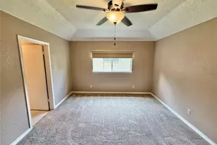 14 Sarita Rd, Angleton, TX 77515 - Photo 13