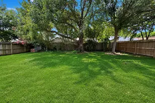 14 Sarita Rd, Angleton, TX 77515 - Photo 23