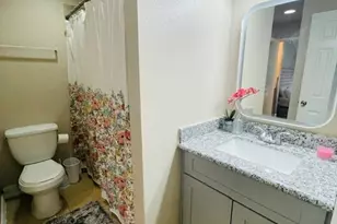 8732 Village Of Fondren Dr, Houston, TX 77071 - Photo 7