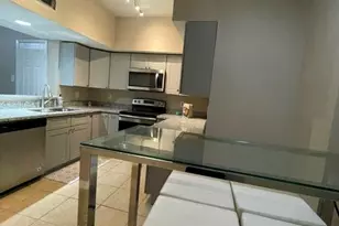 8732 Village Of Fondren Dr, Houston, TX 77071 - Photo 11