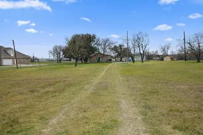 3033 Holy Road, Crosby, TX 77532 - Photo 3