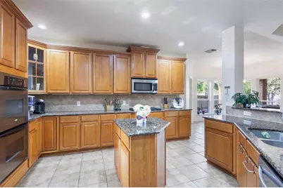 18 Petal Park Place, The Woodlands, TX 77382 - Photo 13