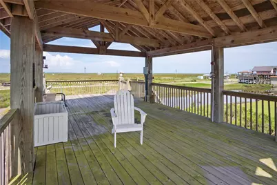 1352 Van Sant, Gilchrist, TX 77617 - Photo 11