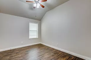 27923 Silverstream Ct, Fulshear, TX 77441 - Photo 11