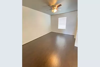 4701 Bell Street #10, Houston, TX 77023 - Photo 9