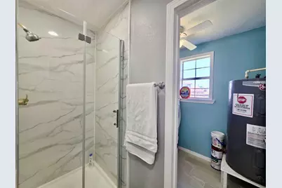 325 Texas Street, Freeport, TX 77541 - Photo 11