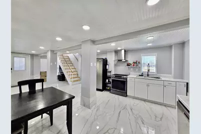 325 Texas Street, Freeport, TX 77541 - Photo 7