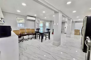 325 Texas St, Freeport, TX 77541 - Photo 9