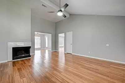 9466 Coast Bridge Street, Houston, TX 77075 - Photo 5