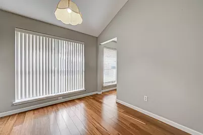 9466 Coast Bridge Street, Houston, TX 77075 - Photo 7