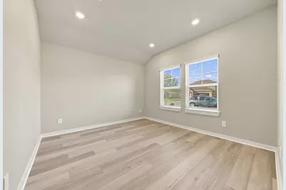 10623 Discovery Lane, Texas City, TX 77591 - Photo 5