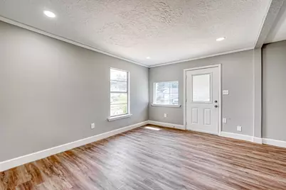 6715 Victoria Street #A, Houston, TX 77020 - Photo 9