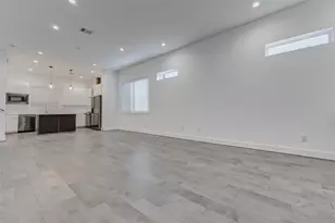 5859 Dolores St, Houston, TX 77057 - Photo 5