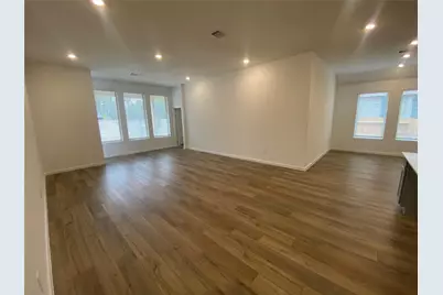 27026 West Rustlers Bend, Montgomery, TX 77316 - Photo 5