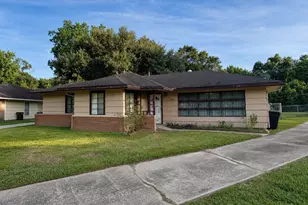 5522 Nassau Rd, Houston, TX 77021 - Photo 1