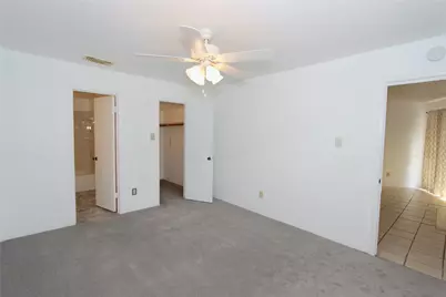 10639 Braes Bend Drive, Houston, TX 77071 - Photo 9