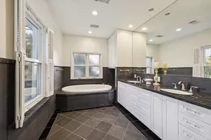 2305 Blue Bonnet Blvd, Houston, TX 77030 - Photo 21