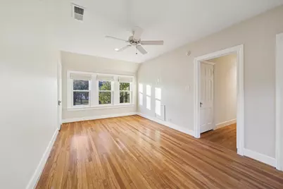 2305 Blue Bonnet Boulevard, Houston, TX 77030 - Photo 25