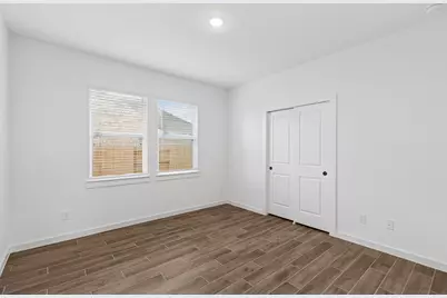 12017 Willow Way Avenue, Mont Belvieu, TX 77535 - Photo 15