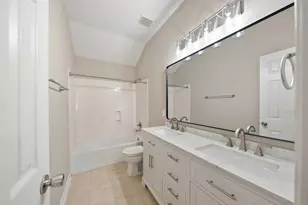 13422 Yaupon Holly Ln, Houston, TX 77044 - Photo 31