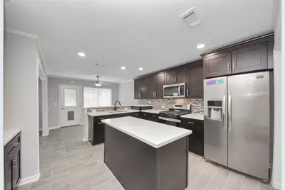 4118 Windjammer Court, Seabrook, TX 77586 - Photo 7