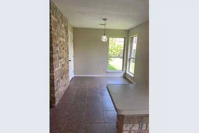 523 Gleneagles Drive, Friendswood, TX 77546 - Photo 5