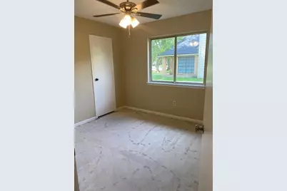 523 Gleneagles Drive, Friendswood, TX 77546 - Photo 7